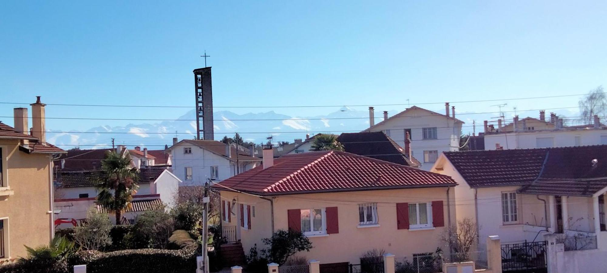 Apartment Vue Pyreneenne Elegante Avec 2